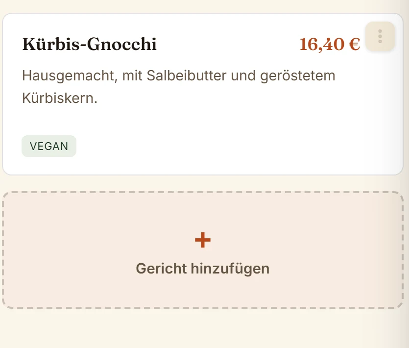 Nahaufnahme: Pflege-Modus – Preis ändern per Drei-Punkte-Menü, neues Gericht in Sekunden hinzufügen